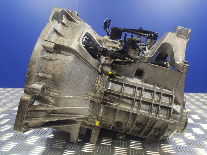 Recambio de caja cambios para ford focus berlina (cap) 1.8 tdci turbodiesel cat referencia OEM IAM 4M5R7002YA  