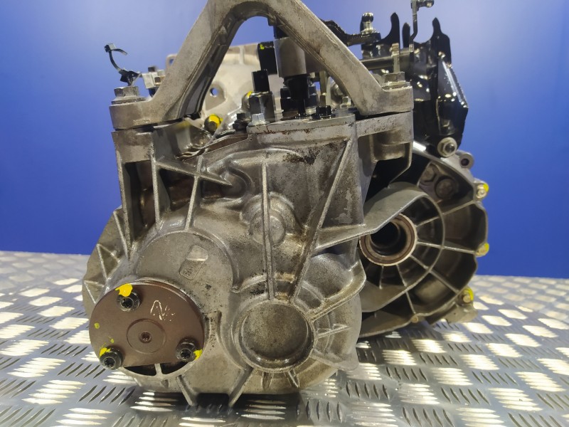Recambio de caja cambios para ford focus berlina (cap) 1.8 tdci turbodiesel cat referencia OEM IAM 4M5R7002YA  