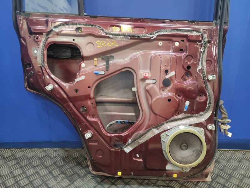 Recambio de puerta trasera izquierda para toyota land cruiser (j10) 4.2 24v turbodiesel cat referencia OEM IAM   