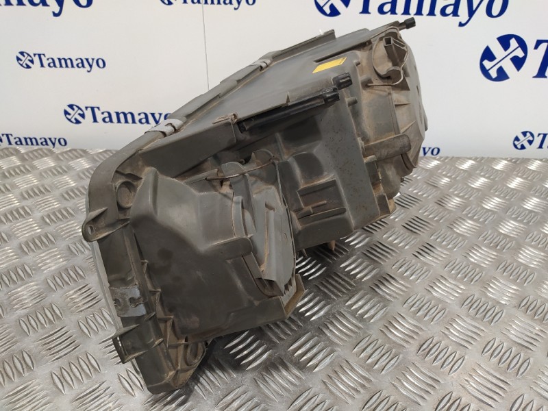 Recambio de faro derecho para mercedes-benz clase s (w126) berlina+coupe 5.0 v8 cat referencia OEM IAM   