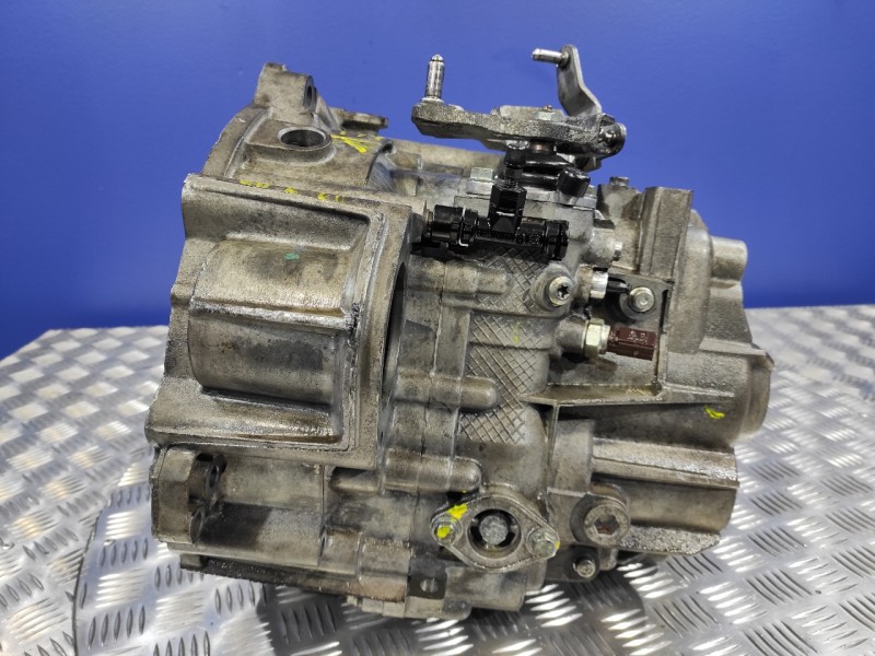 Recambio de caja cambios para volkswagen golf iv berlina (1j1) 1.9 tdi referencia OEM IAM FEK 49334 