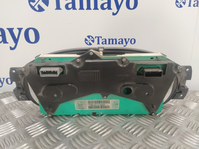 Recambio de cuadro instrumentos para dacia sandero básico referencia OEM IAM P8200733620 283300158C 8200733620