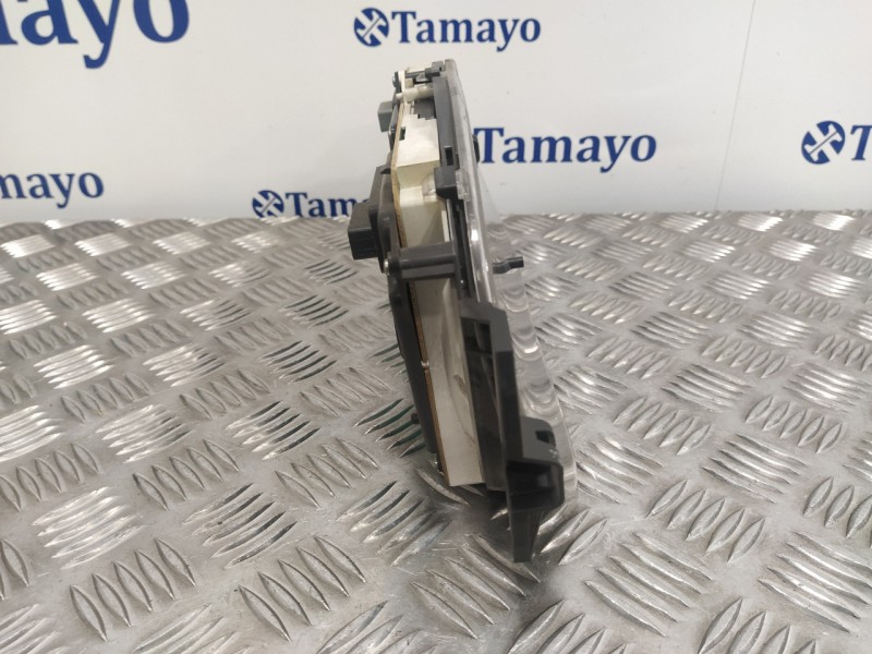Recambio de cuadro instrumentos para dacia sandero básico referencia OEM IAM P8200733620 283300158C 8200733620