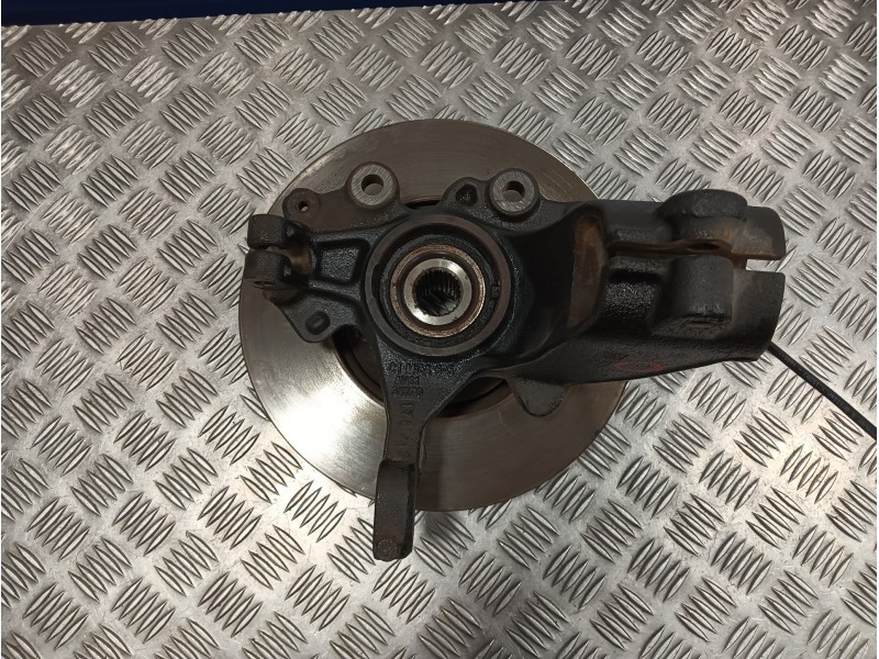 Recambio de mangueta delantera derecha para ford focus lim. (cb8) 1.6 tdci cat referencia OEM IAM AV613K170  