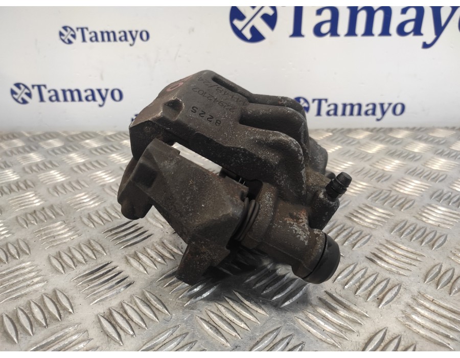Recambio de pinza freno delantera derecha para fiat ducato caja cerrada 33 (06.2006 =>) referencia OEM IAM 22942102  22942201