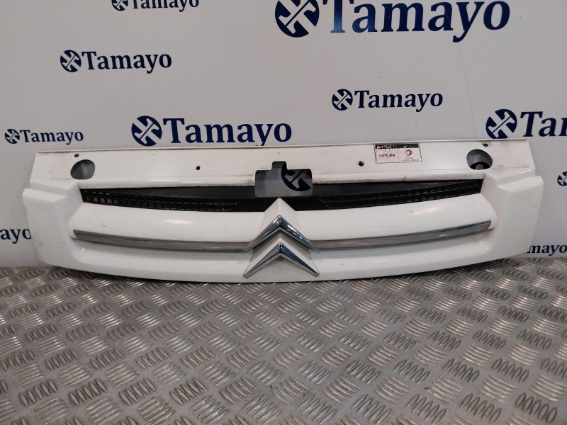 Recambio de rejilla delantera para citroën berlingo referencia OEM IAM 9644758177  