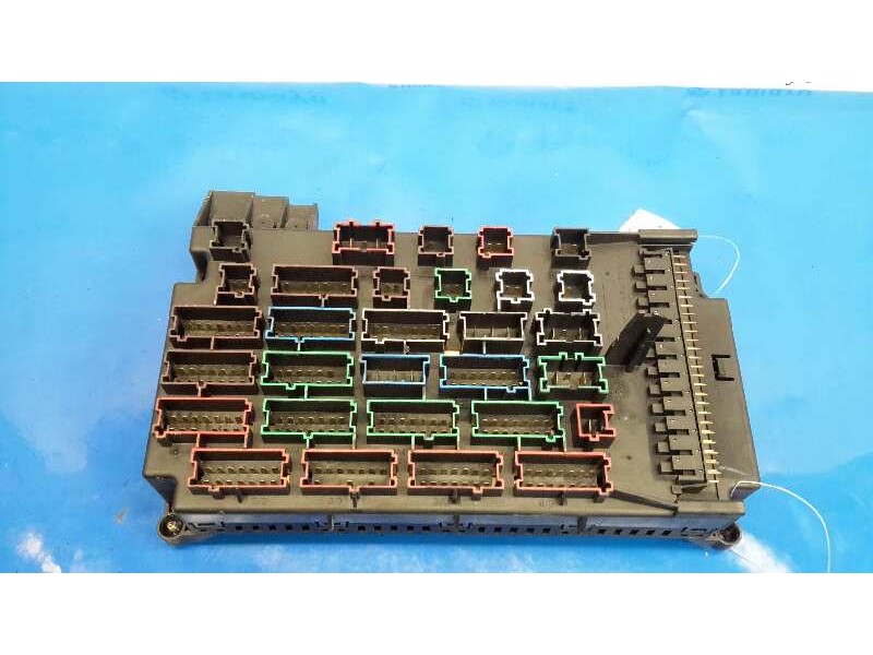 Recambio de caja reles / fusibles para mercedes-benz clase m (w163) 4.3 v8 24v cat referencia OEM IAM 1635450205  08200101