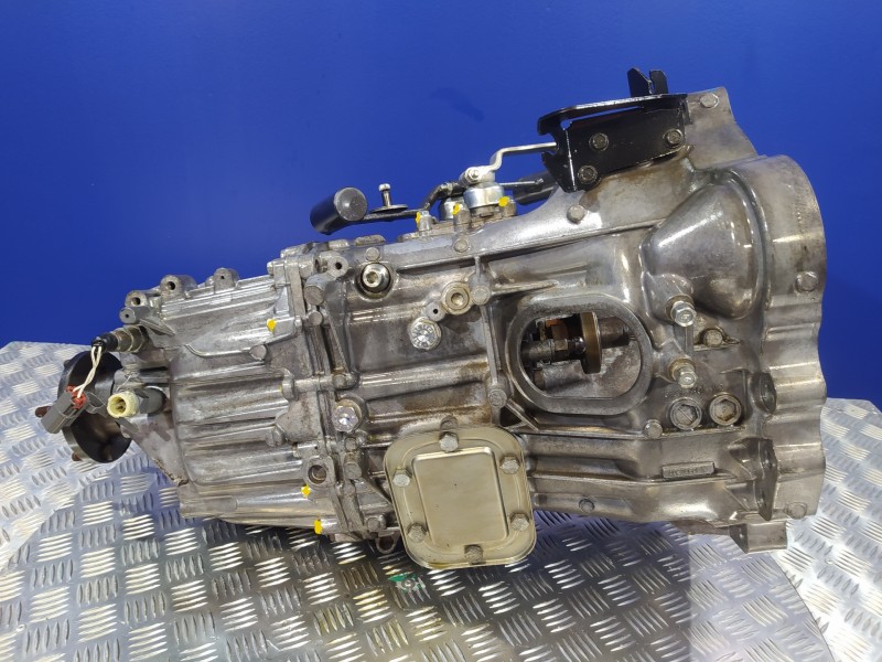 Recambio de caja cambios para renault maxity 2.9 diesel referencia OEM IAM 32010MD04A 6S380V0 1323065029