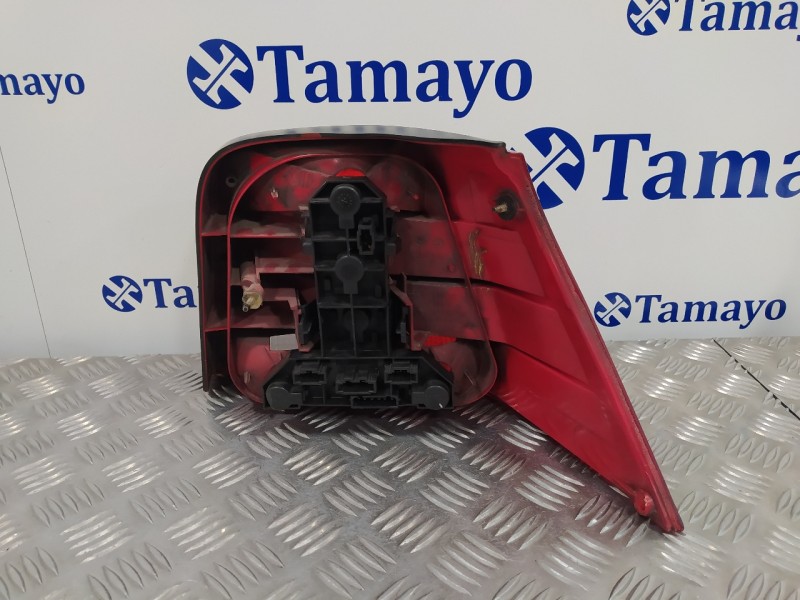 Recambio de piloto trasero izquierdo para volkswagen golf iv berlina (1j1) 1.4 16v referencia OEM IAM   