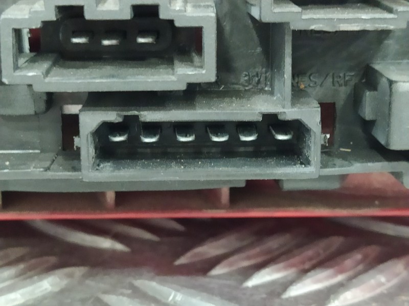 Recambio de piloto trasero izquierdo para volkswagen golf iv berlina (1j1) 1.4 16v referencia OEM IAM   