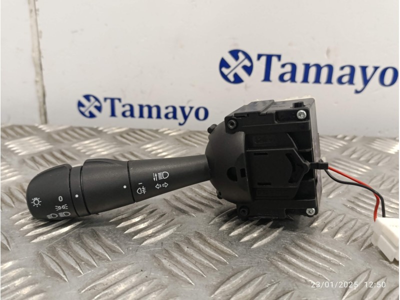 Recambio de mando intermitentes para smart forfour eq referencia OEM IAM E1109580  