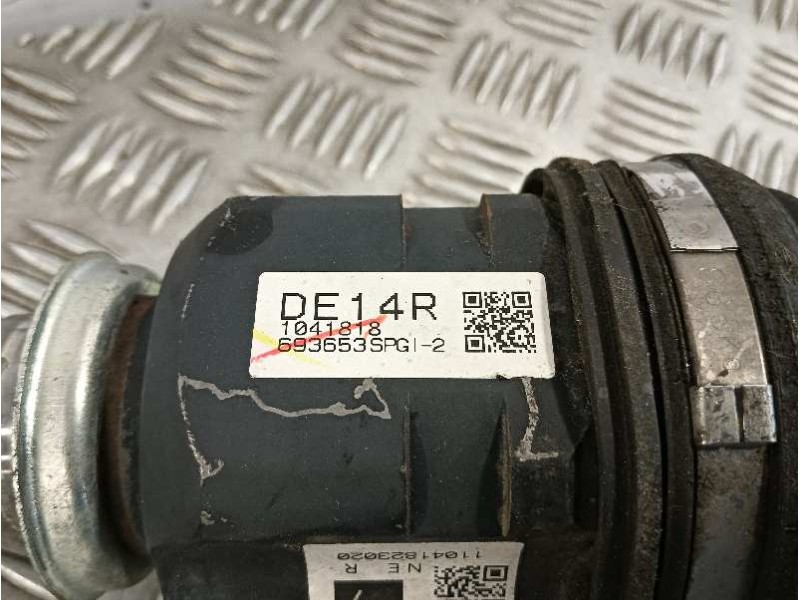 Recambio de transmision delantera derecha para toyota auris referencia OEM IAM DE14R  