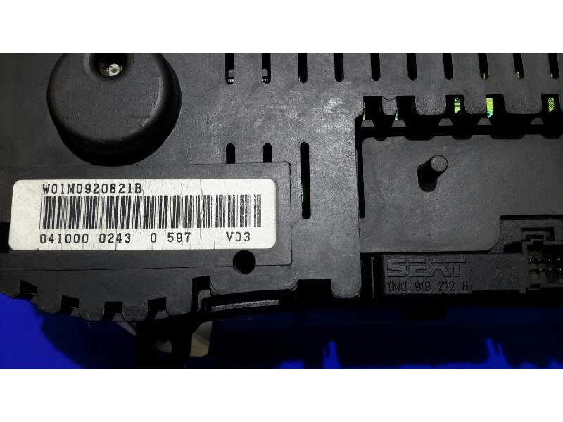Recambio de cuadro instrumentos para seat leon (1m1) 1.9 tdi referencia OEM IAM 110080075019  W01M0920821B