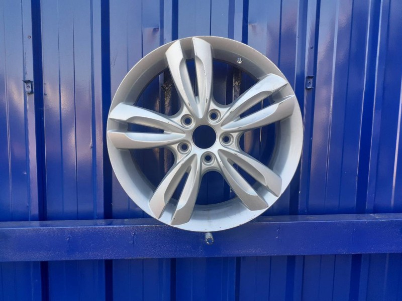 Recambio de llanta para hyundai ix35 2.0 cat referencia OEM IAM HND40  