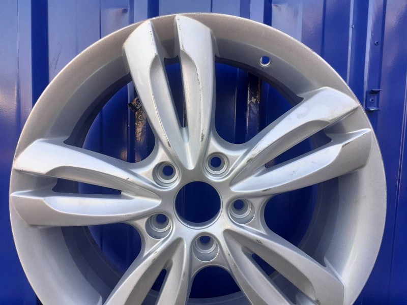 Recambio de llanta para hyundai ix35 2.0 cat referencia OEM IAM HND40  