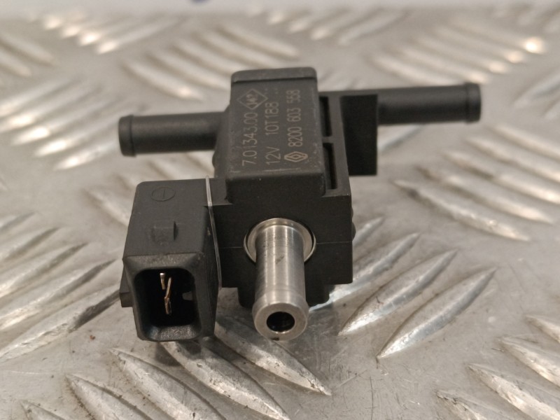 Recambio de valvula aire adicional para renault megane iii coupe 1.4 tce referencia OEM IAM 8200603558  70134300