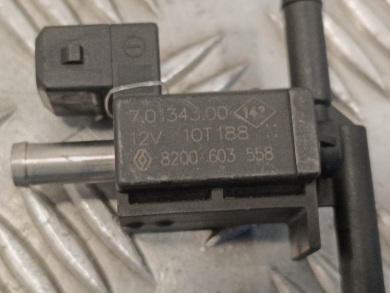 Recambio de valvula aire adicional para renault megane iii coupe 1.4 tce referencia OEM IAM 8200603558  70134300