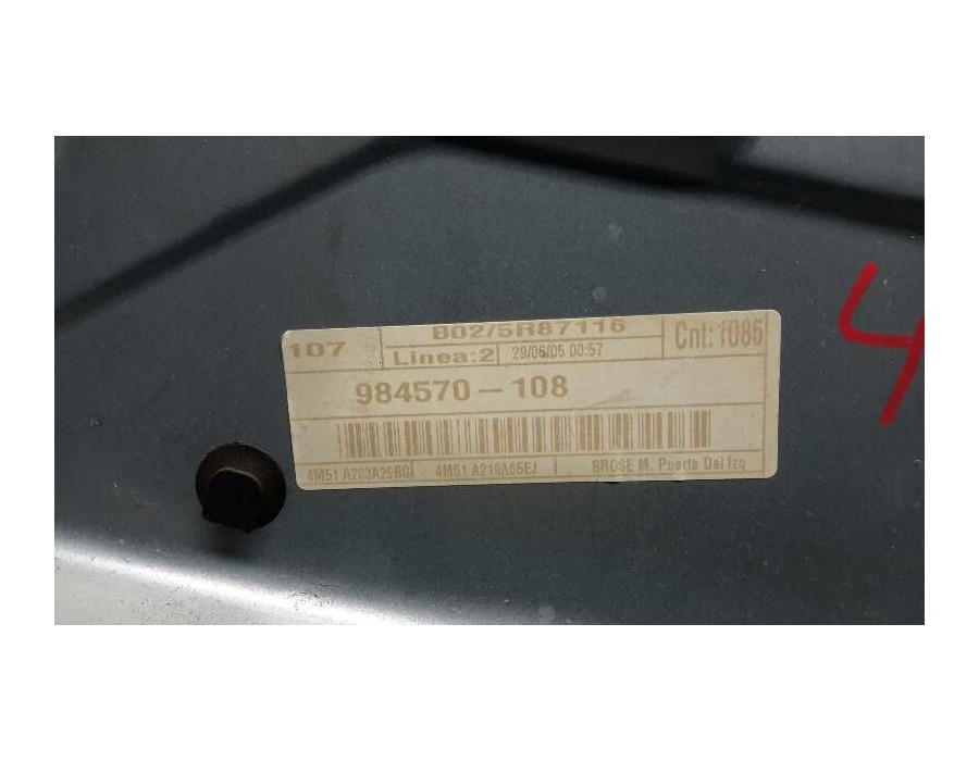 Recambio de elevalunas delantero izquierdo para ford focus berlina (cap) 1.6 tdci cat referencia OEM IAM 984570108 4M51A045H17A 