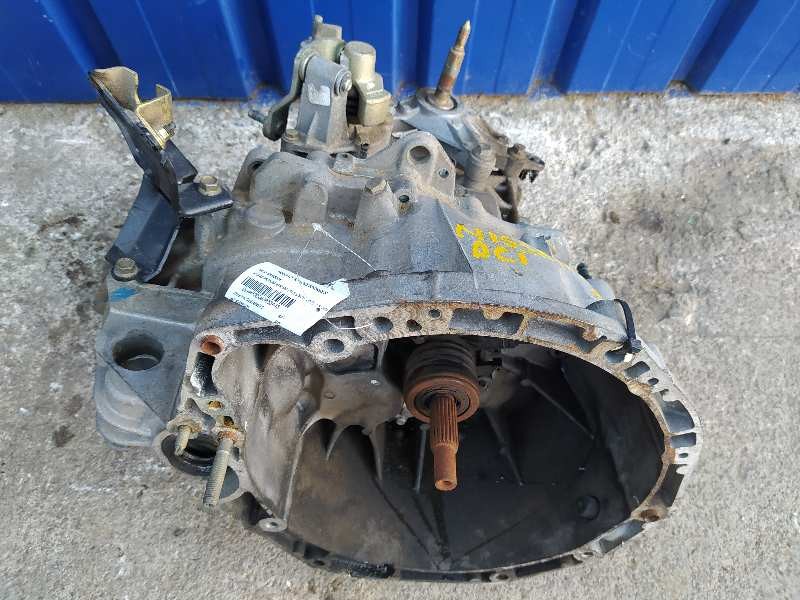 Recambio de caja cambios para nissan primera berlina (p12) 1.9 16v turbodiesel cat referencia OEM IAM ND0820021  