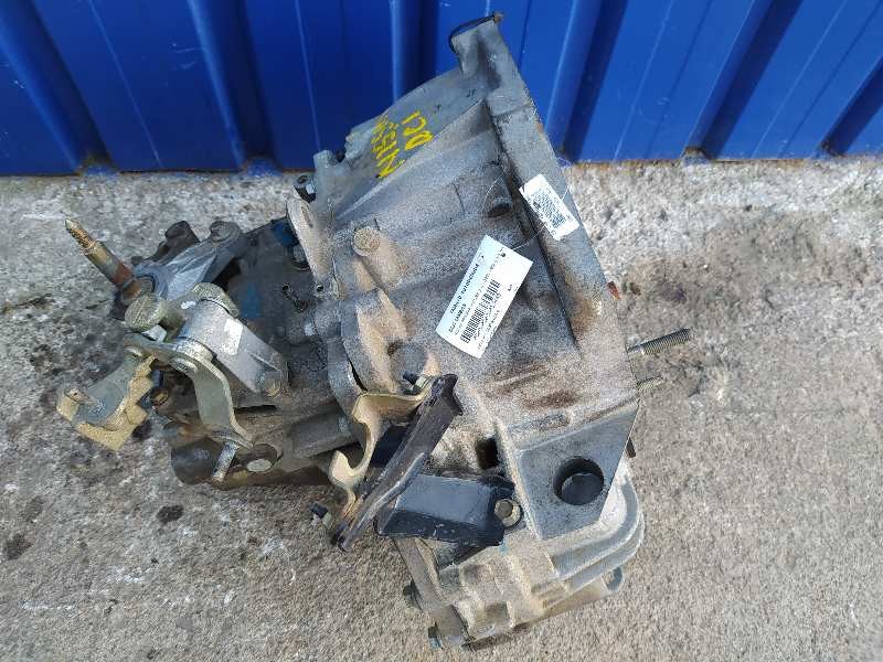 Recambio de caja cambios para nissan primera berlina (p12) 1.9 16v turbodiesel cat referencia OEM IAM ND0820021  