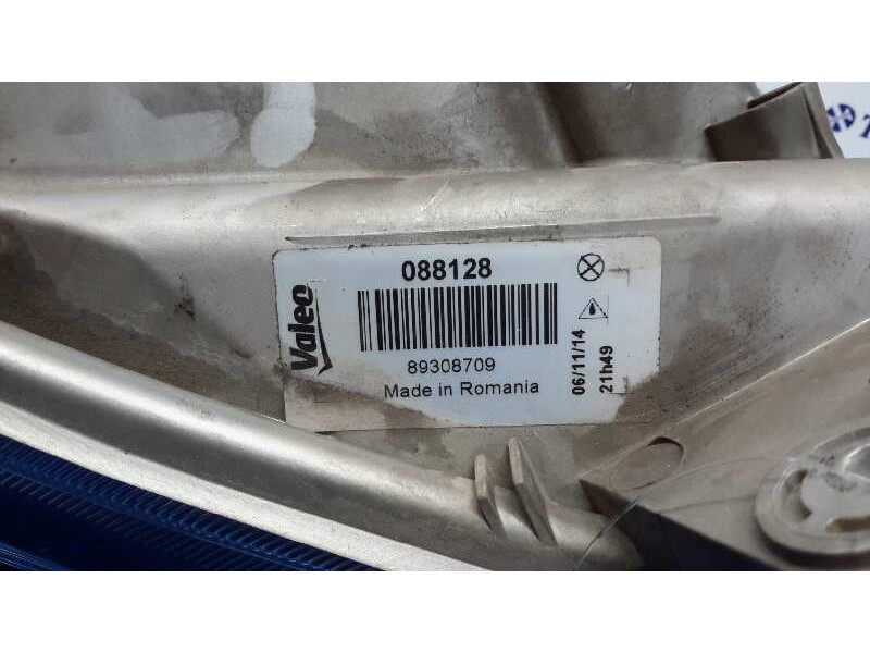 Recambio de faro derecho para nissan primastar (x83) referencia OEM IAM   