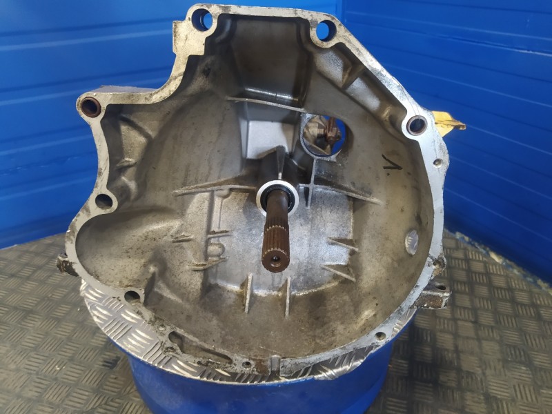 Recambio de caja cambios para porsche 944 referencia OEM IAM QK 63246 