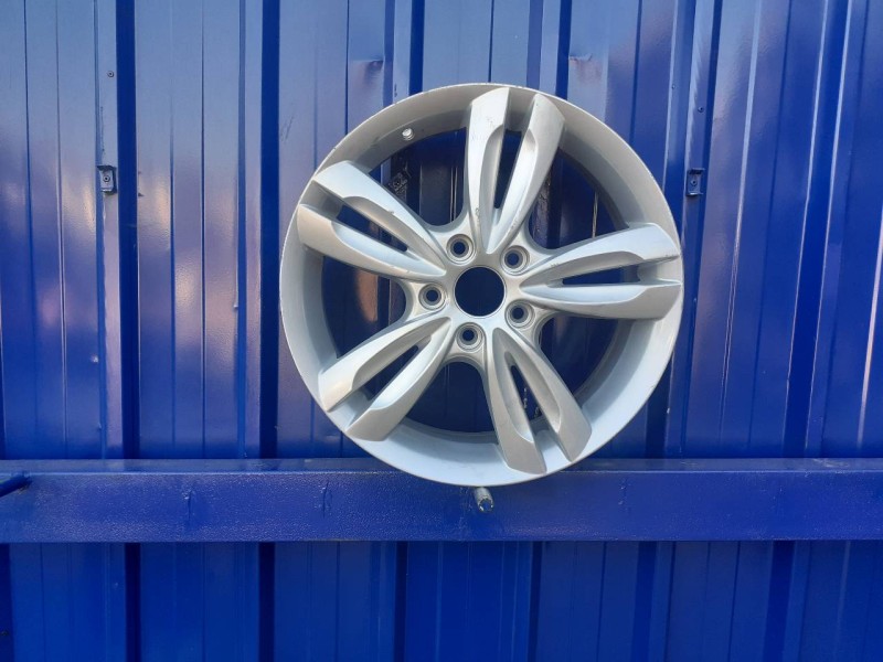 Recambio de llanta para hyundai ix35 2.0 cat referencia OEM IAM HND40  