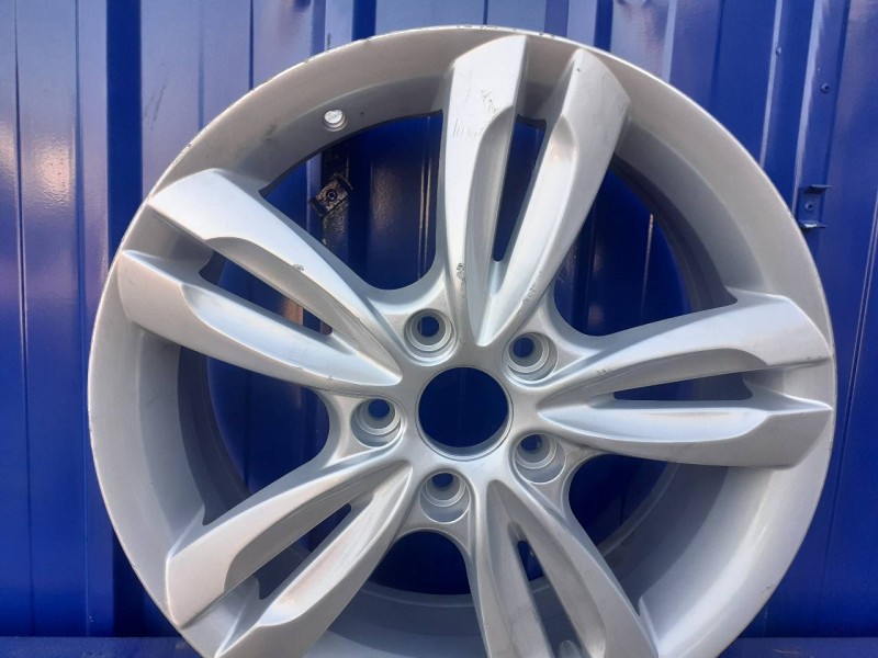 Recambio de llanta para hyundai ix35 2.0 cat referencia OEM IAM HND40  