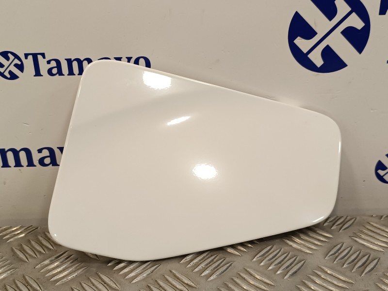 Recambio de tapa exterior combustible para isuzu d-max 1.9 turbodiesel referencia OEM IAM   