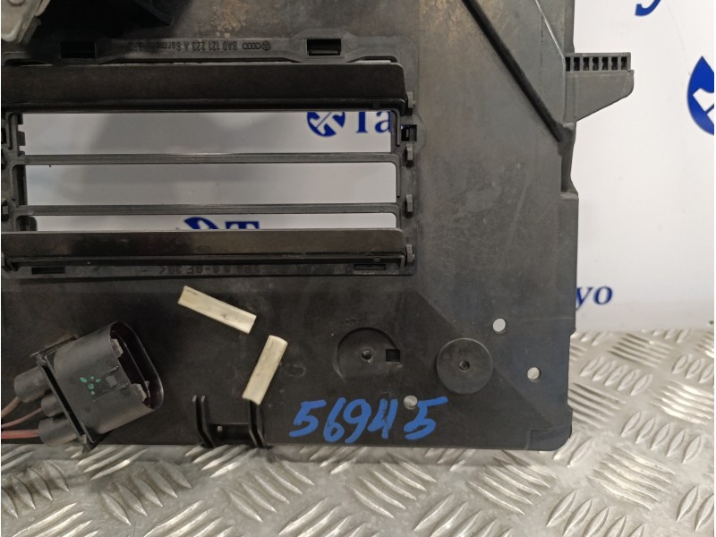 Recambio de electroventilador para volkswagen touareg (7l6) 2.5 tdi dpf referencia OEM IAM 8A0121223A 0130303292 1137328172