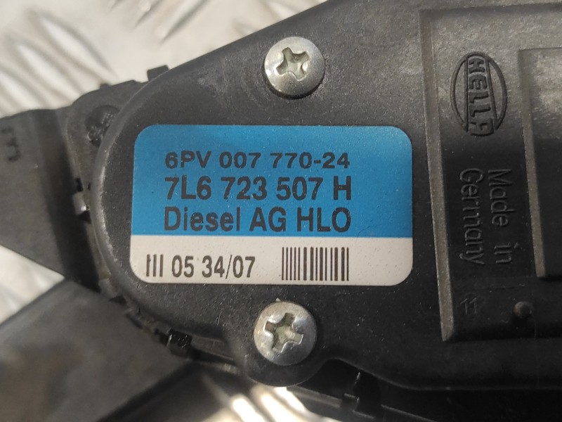 Recambio de potenciometro pedal para volkswagen touareg (7l6) 2.5 tdi dpf referencia OEM IAM 7L6723507H  6PV00777024