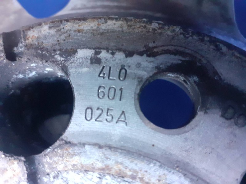 Recambio de llanta para audi q7 (4l) 3.0 v6 24v tdi referencia OEM IAM 4L0601025A  