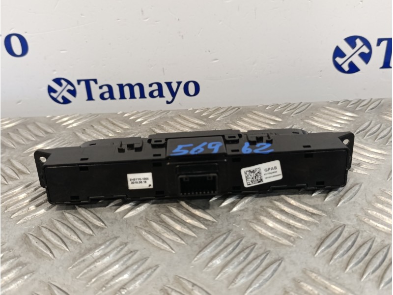 Recambio de boton cierre centralizado para hyundai i30 fastback 1.4 tgdi cat referencia OEM IAM 93770G4000  3H31Y01300