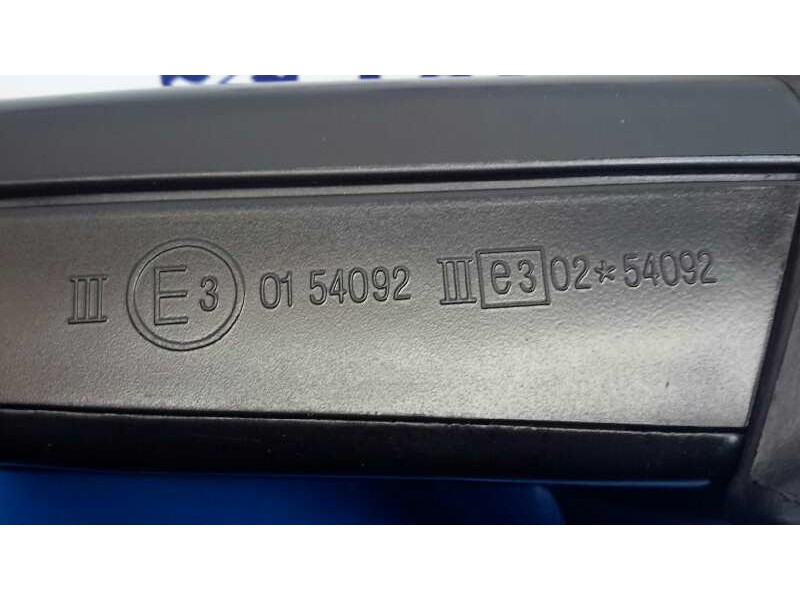 Recambio de retrovisor derecho para mercedes-benz clase e (w124) berlina referencia OEM IAM 0154092 70748 ELECTRICO
