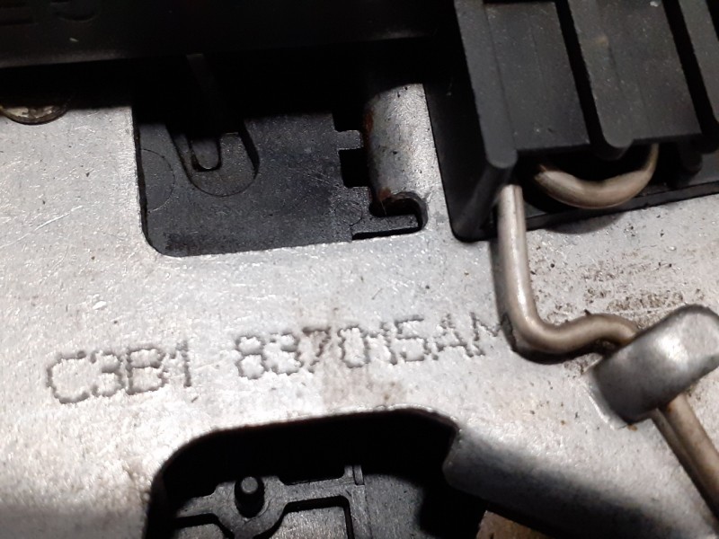 Recambio de cerradura puerta delantera izquierda para seat ibiza (6l1) 1.9 sdi referencia OEM IAM 837015AM  