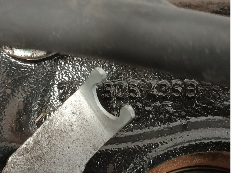 Recambio de mangueta trasera izquierda para volkswagen touareg (7l6) 2.5 tdi dpf referencia OEM IAM 7L6505435B  
