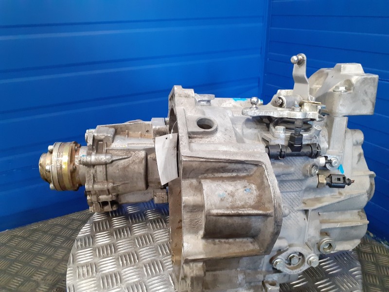 Recambio de caja cambios para audi a3 (8l) 1.8 20v turbo referencia OEM IAM DXW  79012201