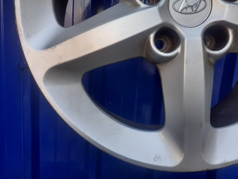 Recambio de llanta para hyundai sonata (nf) 2.4 cat referencia OEM IAM 529103K330  