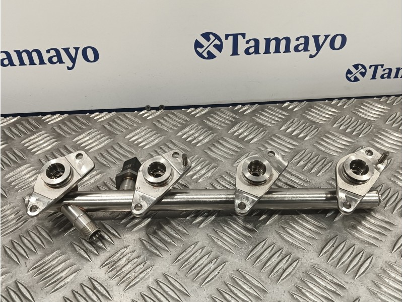 Recambio de rampa inyectora para mercedes-benz clase c (w205) familiar referencia OEM IAM A2640701000  A26407807