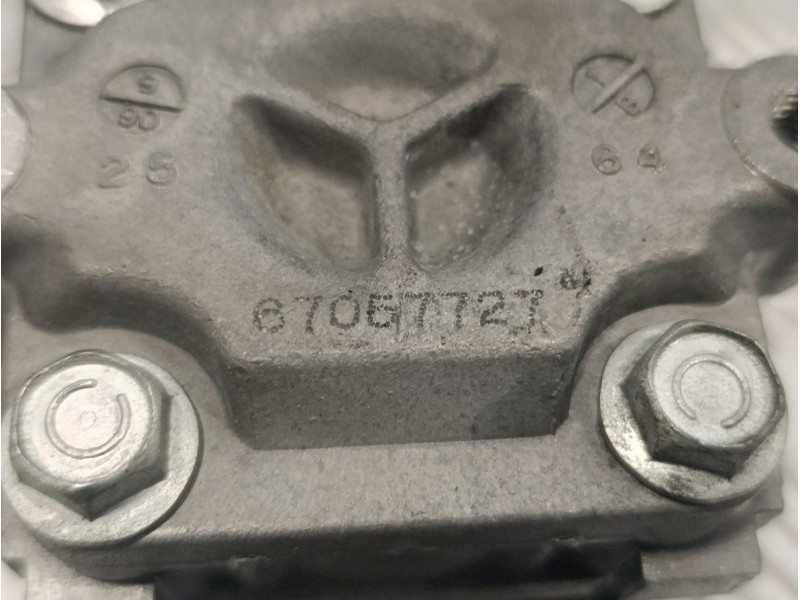 Recambio de bomba direccion para dodge caliber 2.0 16v crd cat referencia OEM IAM   