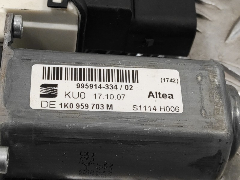 Recambio de elevalunas trasero izquierdo para seat altea (5p1) 1.9 tdi referencia OEM IAM 1K0959703M 973624106 995914334