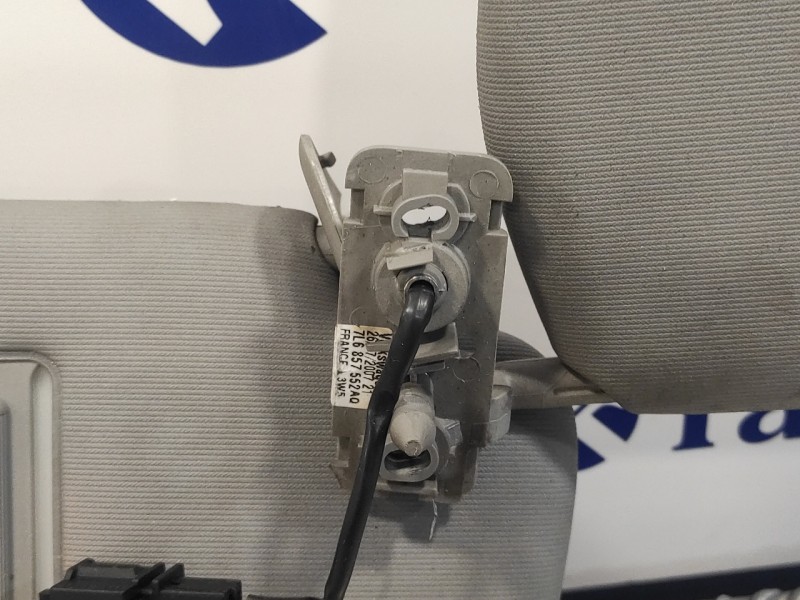 Recambio de parasol derecho para volkswagen touareg (7l6) 2.5 tdi dpf referencia OEM IAM 7L6857552AQ  