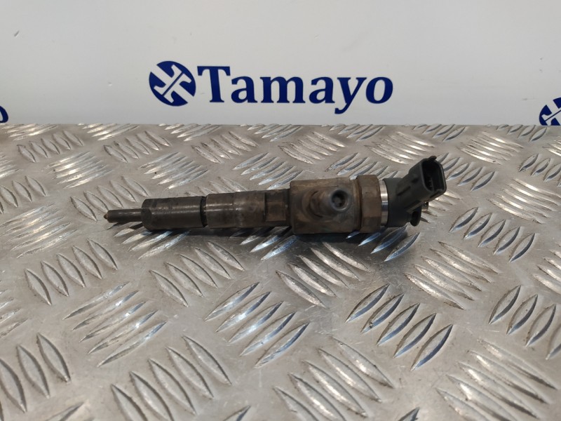 Recambio de inyector para peugeot 206 berlina 1.4 hdi referencia OEM IAM 9641496180  0445110075