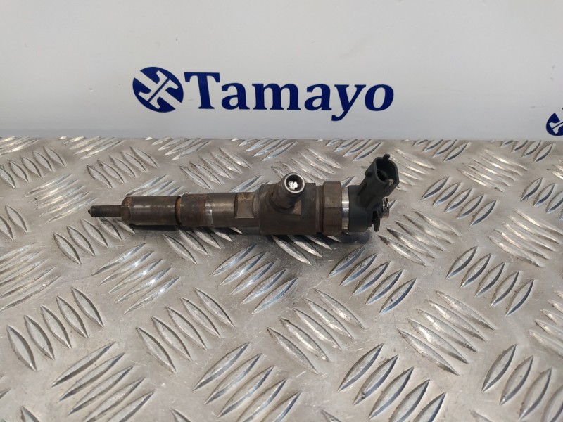 Recambio de inyector para peugeot 206 berlina 1.4 hdi referencia OEM IAM 9641496180  0445110075