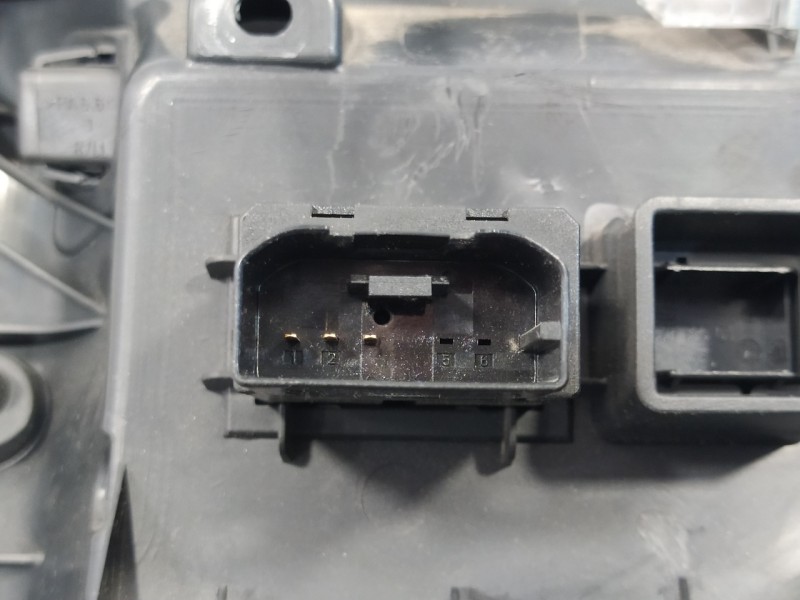 Recambio de guantera para volkswagen tiguan (5n1) 2.0 tdi referencia OEM IAM 5M1857097Q  