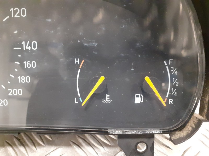 Recambio de cuadro instrumentos para saab 9-3 berlina 2.2 16v tid cat referencia OEM IAM 69295090T  5042387