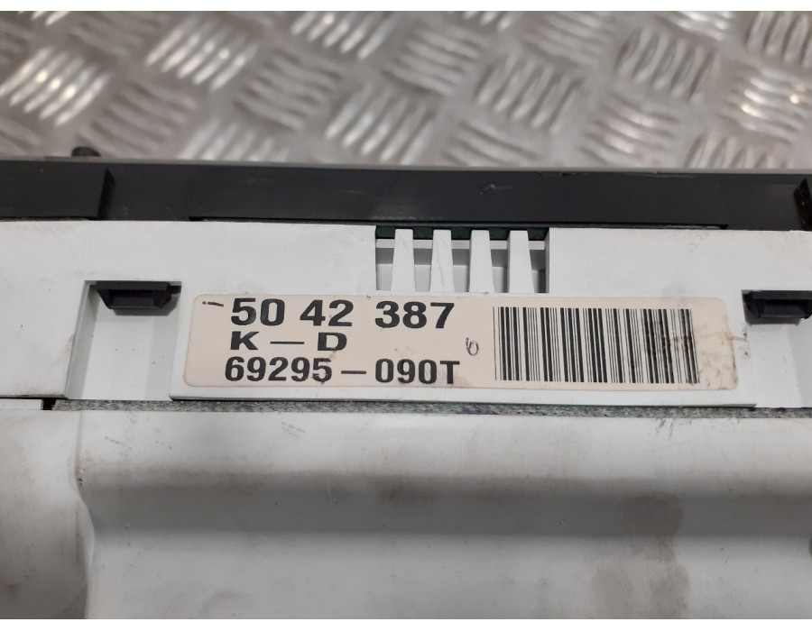 Recambio de cuadro instrumentos para saab 9-3 berlina 2.2 16v tid cat referencia OEM IAM 69295090T  5042387