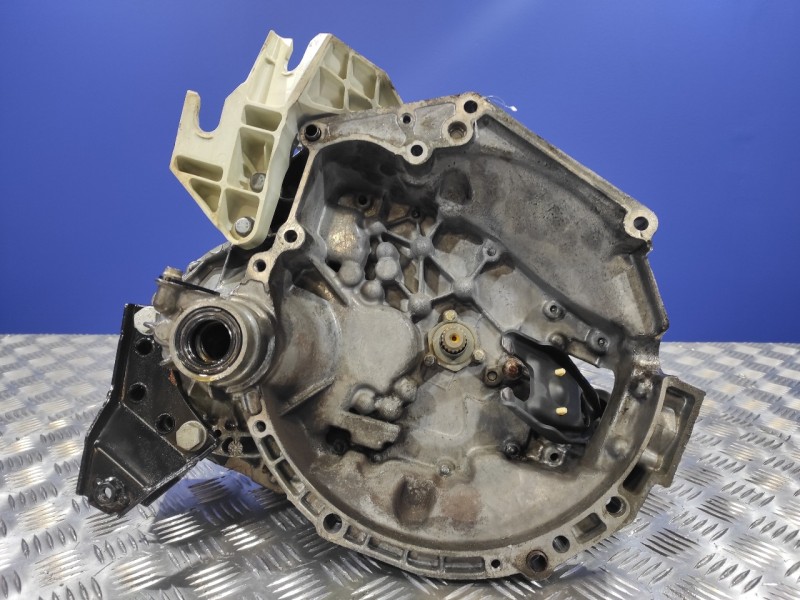 Recambio de caja cambios para peugeot 207 1.4 16v cat (kfu / et3j4) referencia OEM IAM 20CQ25  