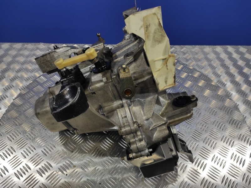 Recambio de caja cambios para peugeot 207 1.4 16v cat (kfu / et3j4) referencia OEM IAM 20CQ25  