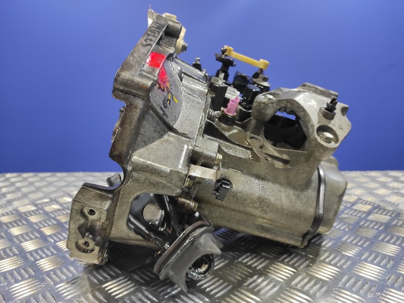 Recambio de caja cambios para peugeot 207 1.4 16v cat (kfu / et3j4) referencia OEM IAM 20CQ25  
